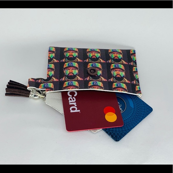 Ice Cube Card Coin Wallet - Picture 4 of 5